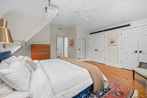 26 Shadow Lane Larchmont NY 10538