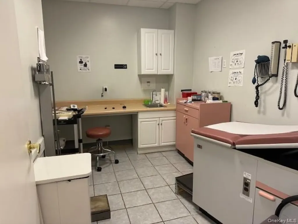 789 Merrick Road Valley Stream NY 11580