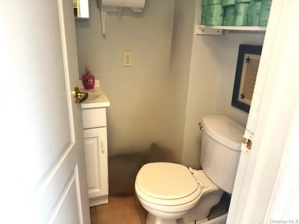 789 Merrick Road Valley Stream NY 11580