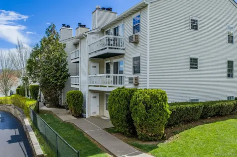 18 Lexington Hill Harriman NY 10926
