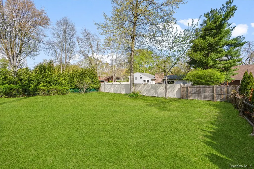 22 Rogers Drive New Rochelle NY 10804