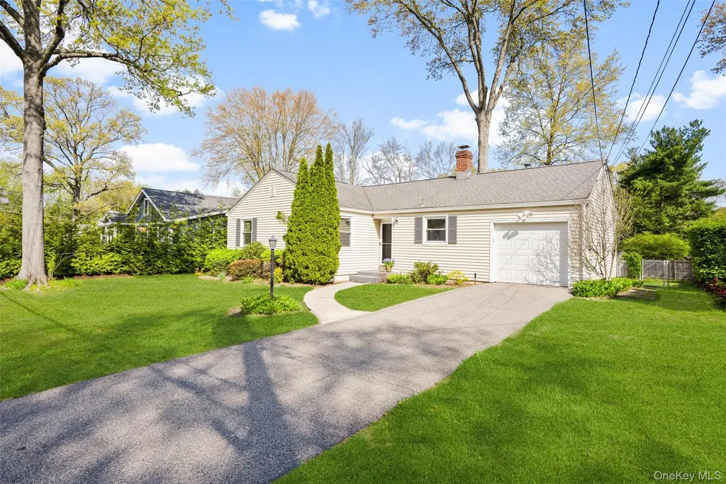 22 Rogers Drive New Rochelle NY 10804