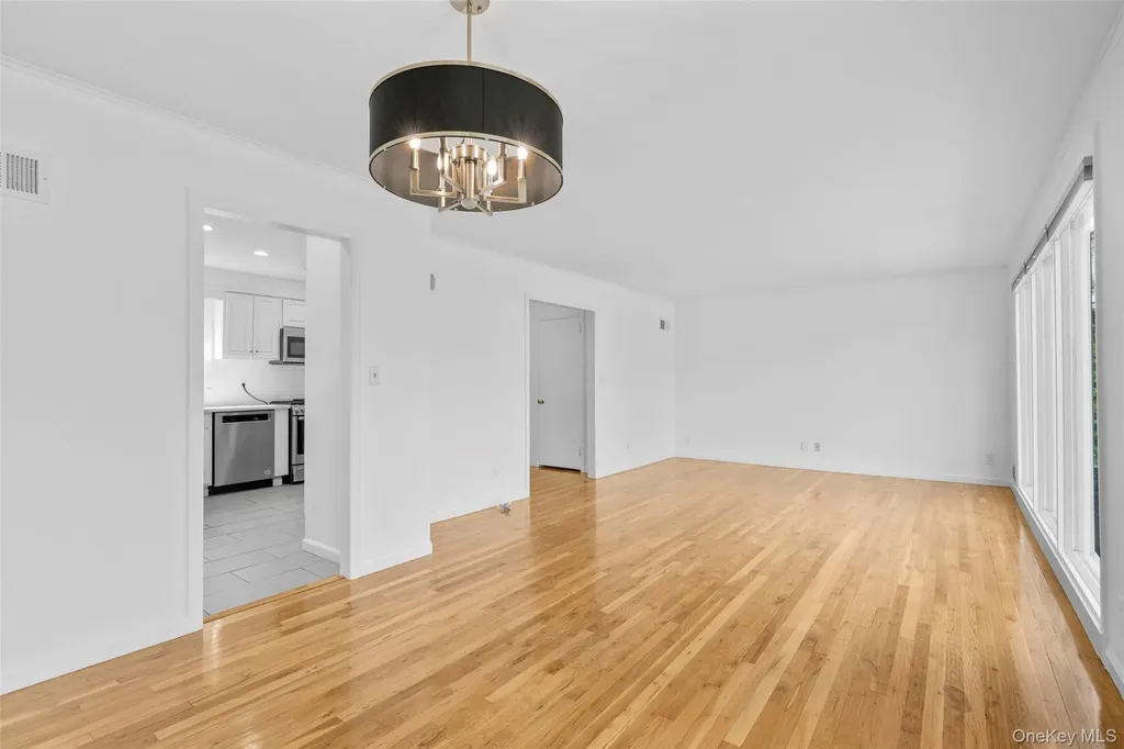 22 Rogers Drive New Rochelle NY 10804