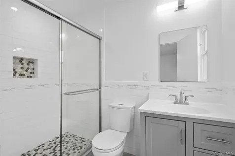 22 Rogers Drive New Rochelle NY 10804