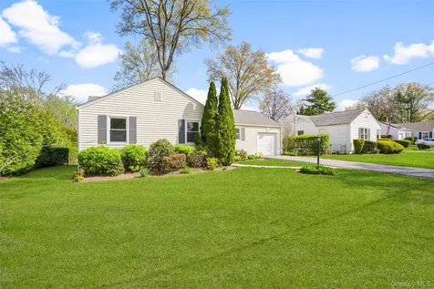 22 Rogers Drive New Rochelle NY 10804