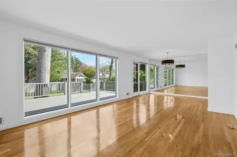 22 Rogers Drive New Rochelle NY 10804