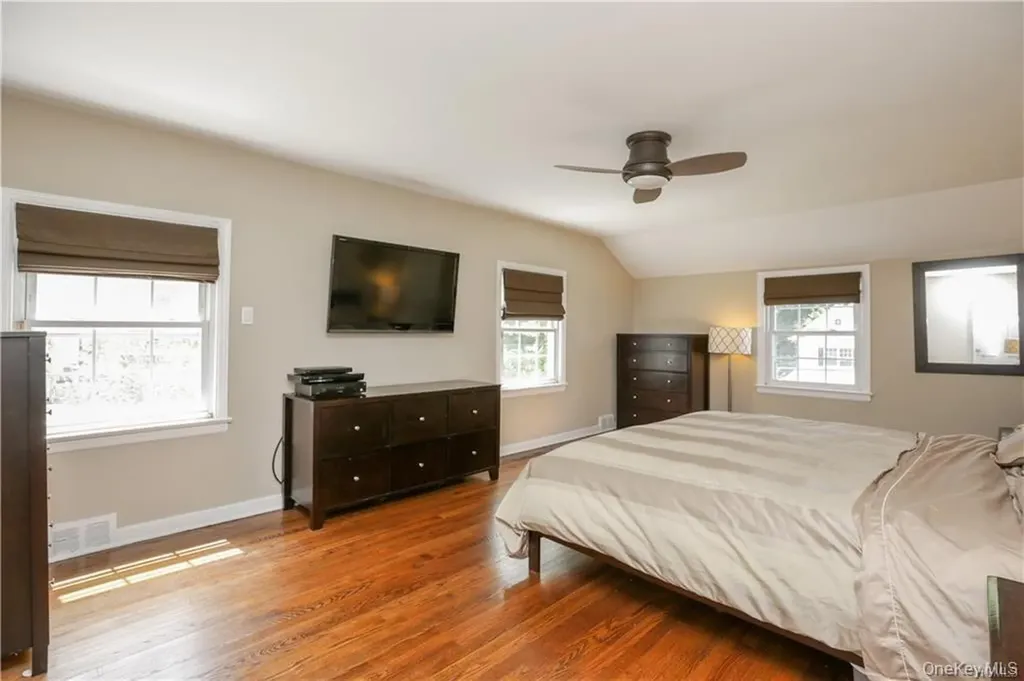 1 Lincoln Road Scarsdale NY 10583