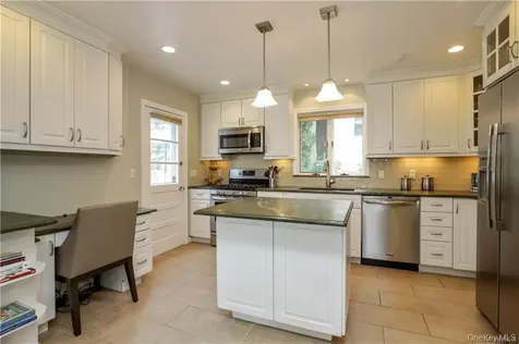 1 Lincoln Road Scarsdale NY 10583