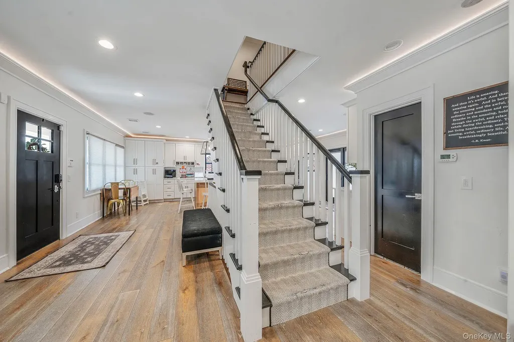 347 Broadway Carle Place NY 11514
