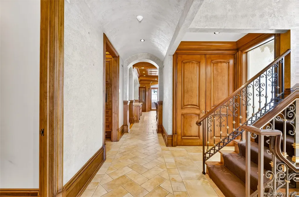 17 North Drive Malba NY 11357