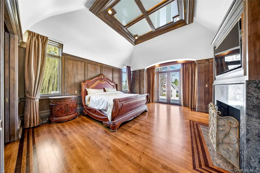 17 North Drive Malba NY 11357