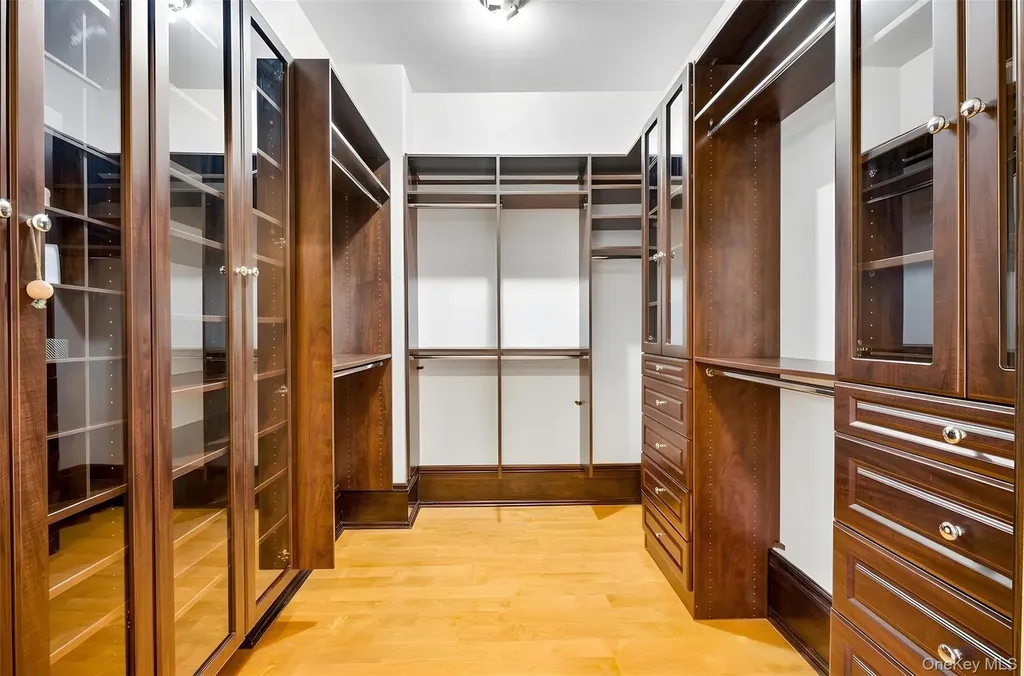 17 North Drive Malba NY 11357
