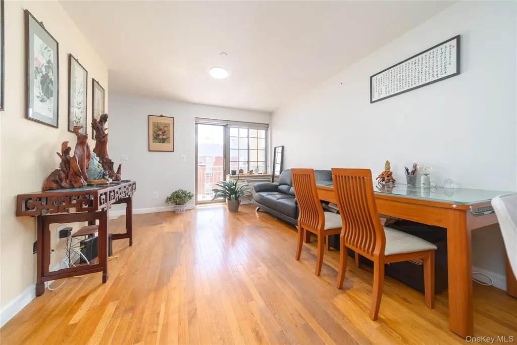 146-14 35th Avenue Flushing NY 11354