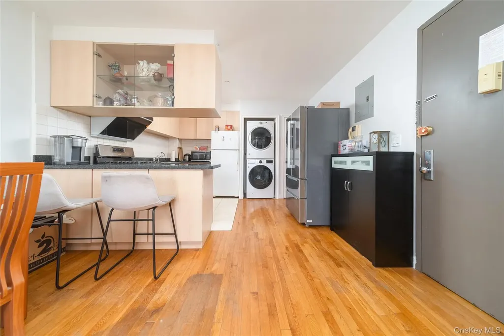 146-14 35th Avenue Flushing NY 11354