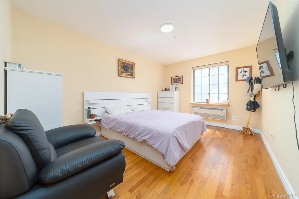 146-14 35th Avenue Flushing NY 11354