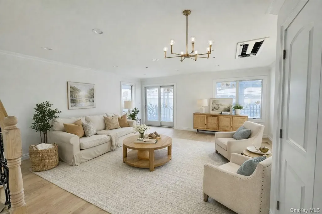 168-19 12 Road Beechhurst NY 11357