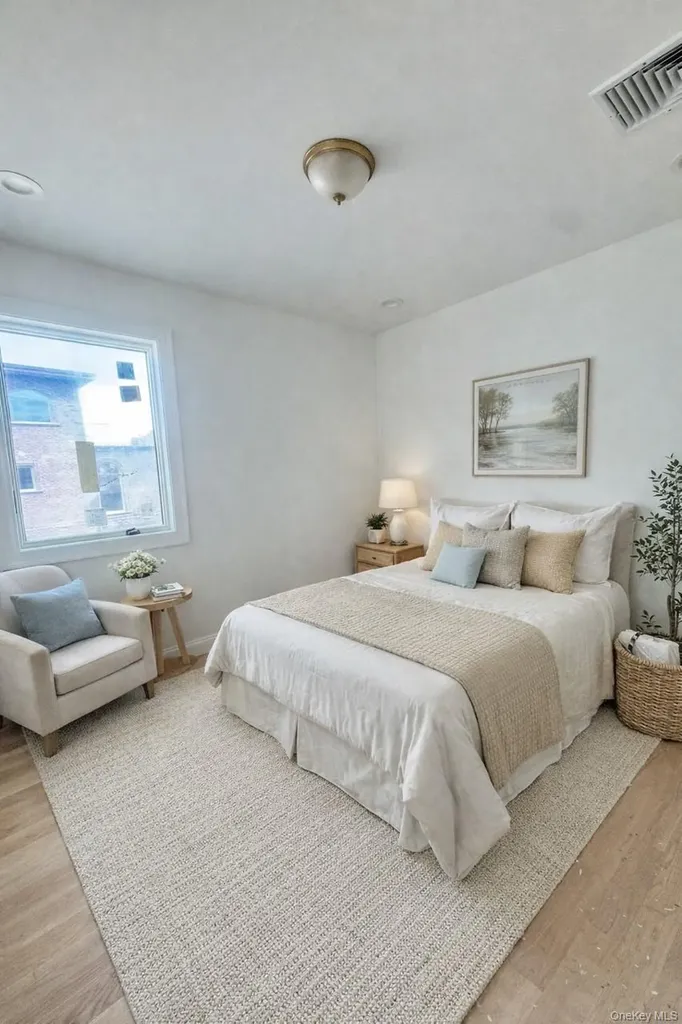 168-19 12 Road Beechhurst NY 11357
