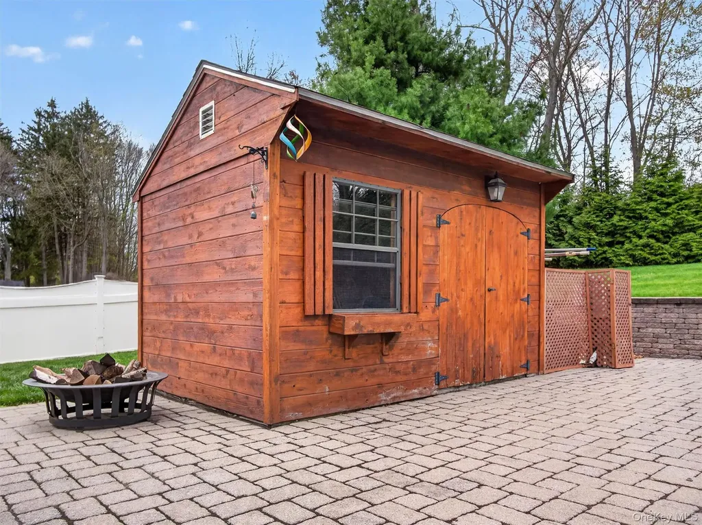 10 Michael Drive Blauvelt NY 10913