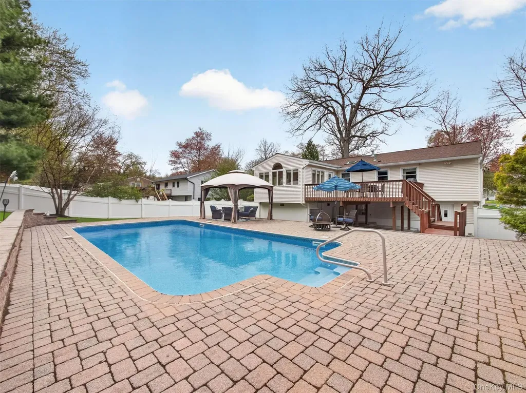 10 Michael Drive Blauvelt NY 10913