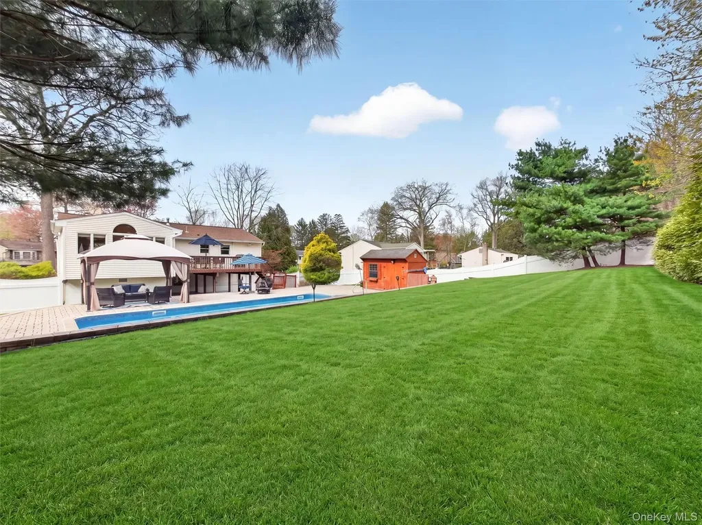 10 Michael Drive Blauvelt NY 10913