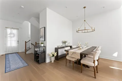 17 Lila Lane Chappaqua NY 10514