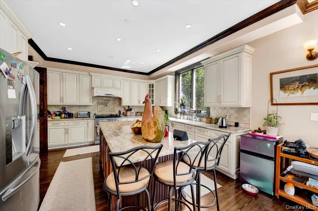6 Sunset Lane Hartsdale NY 10530