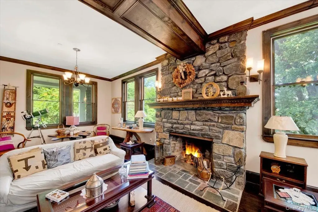 6 Sunset Lane Hartsdale NY 10530