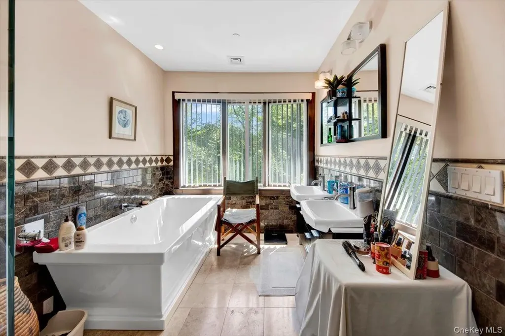 6 Sunset Lane Hartsdale NY 10530