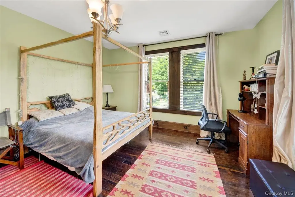 6 Sunset Lane Hartsdale NY 10530