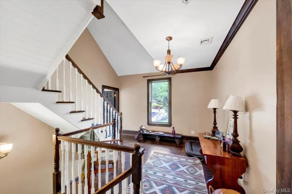6 Sunset Lane Hartsdale NY 10530