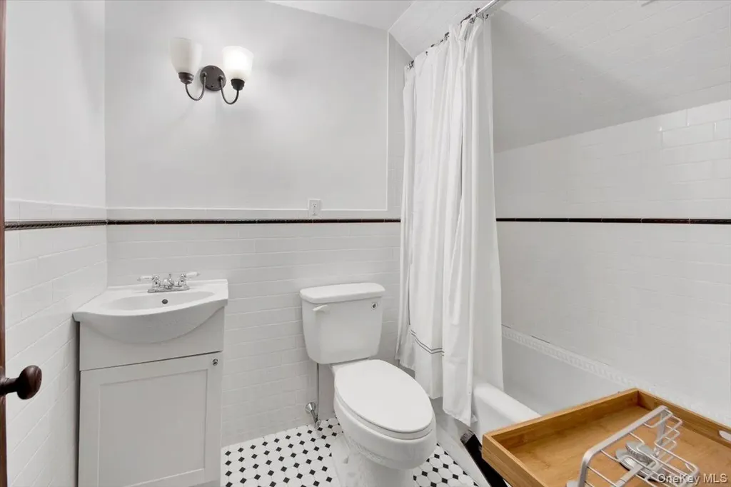 6 Sunset Lane Hartsdale NY 10530