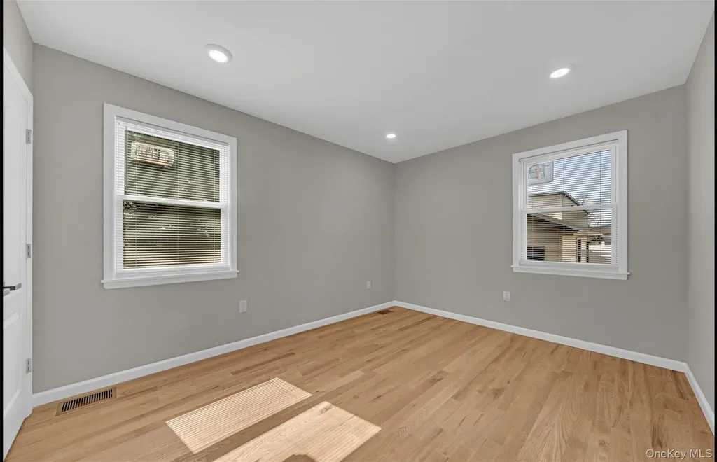 16517 144th Drive Springfield Gardens NY 11434