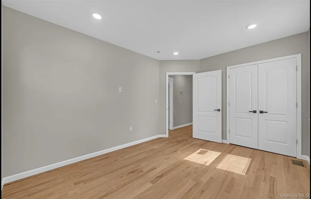 16517 144th Drive Springfield Gardens NY 11434
