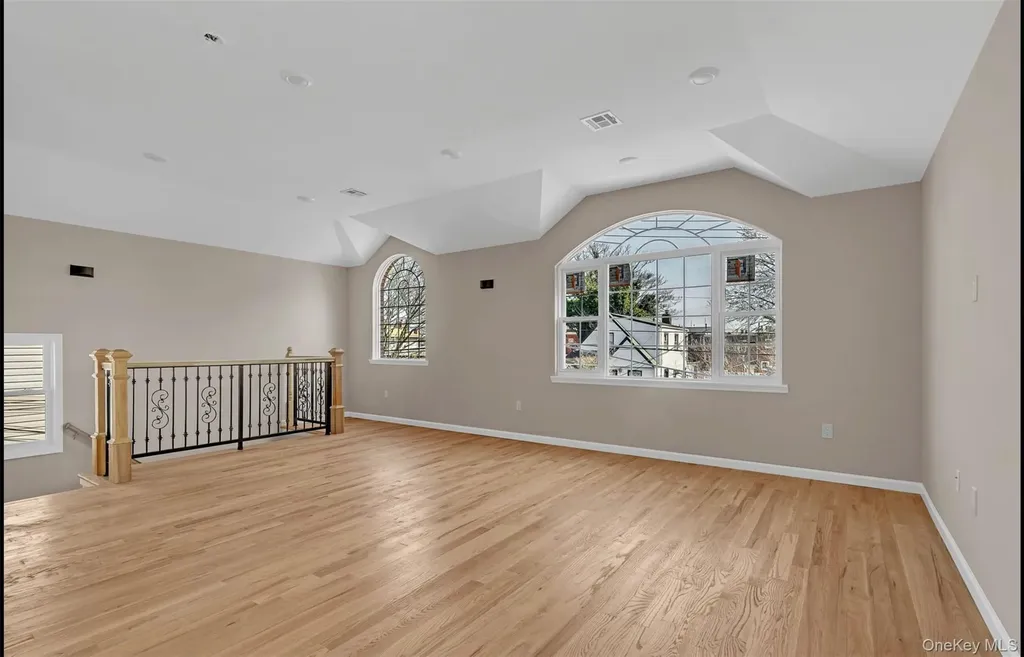16517 144th Drive Springfield Gardens NY 11434