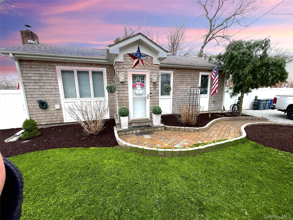 30 Classon Avenue Mastic NY 11950