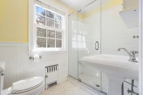 134 Brewster Road Scarsdale NY 10583