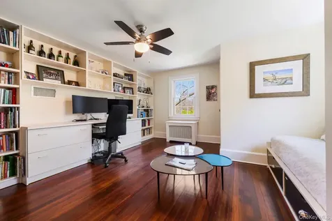 134 Brewster Road Scarsdale NY 10583