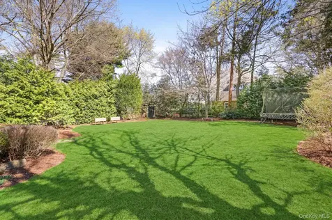 134 Brewster Road Scarsdale NY 10583