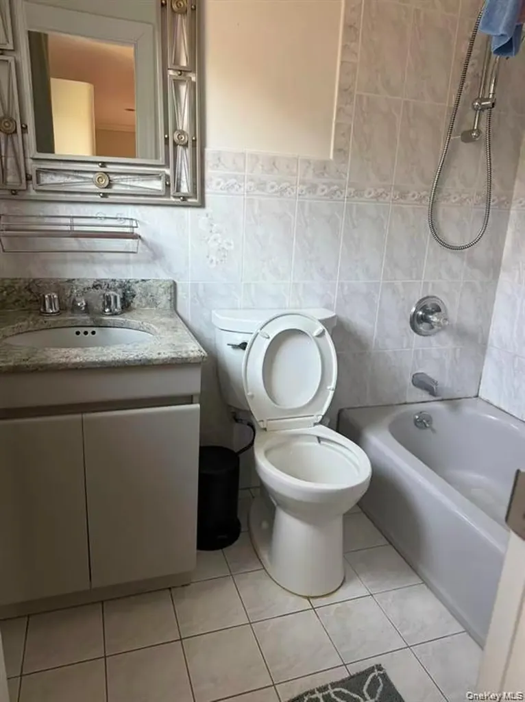154-60 Riverside Drive Whitestone NY 11357