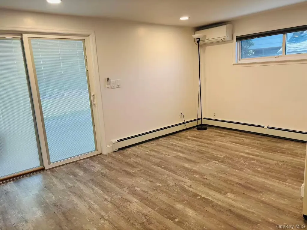 21 Keats Court Bethpage NY 11714
