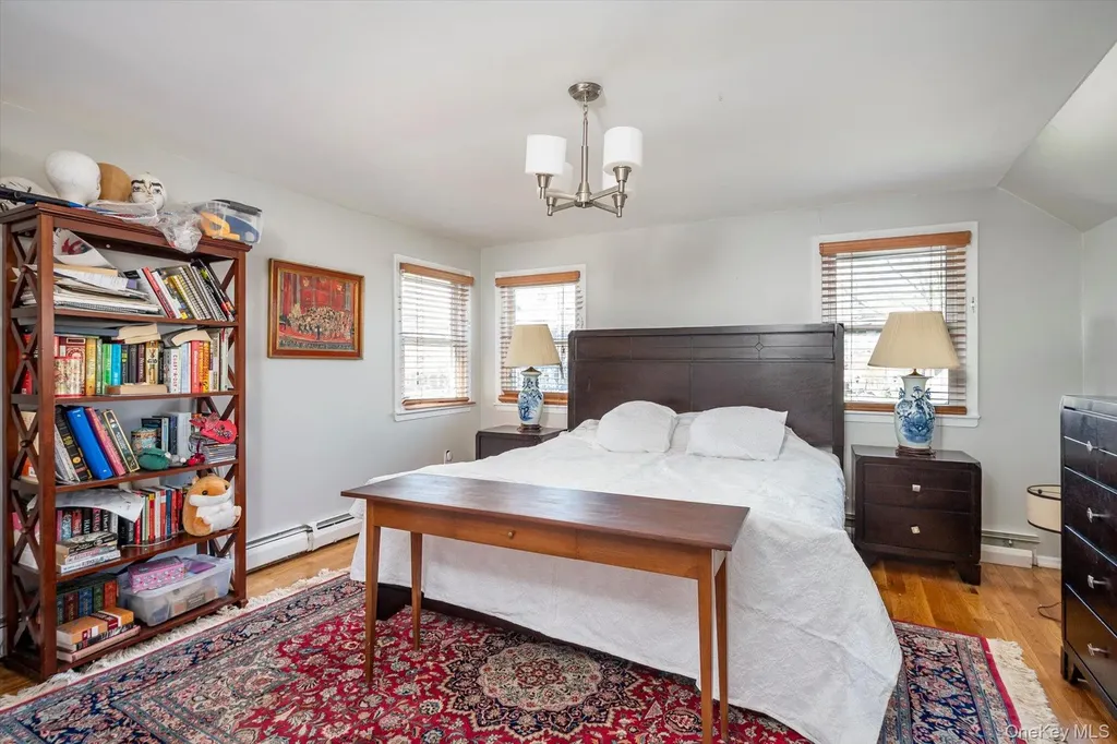 36 Nirvana Avenue Great Neck NY 11023