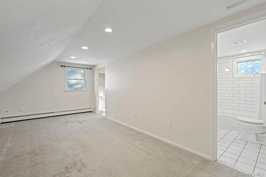 29 Potter Lane Halesite NY 11743