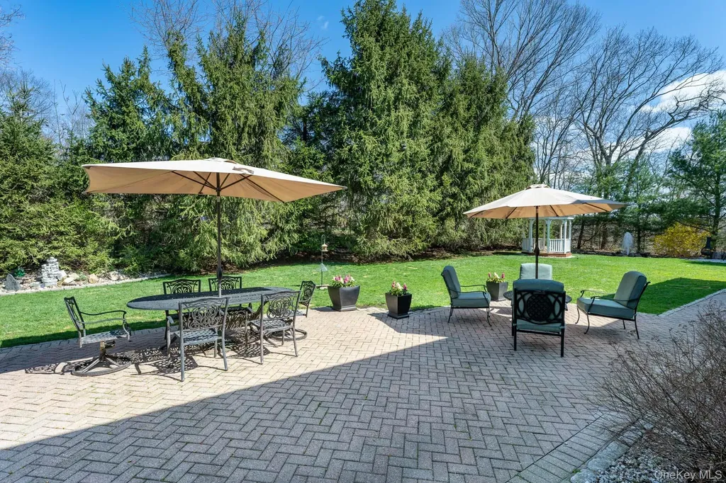 6 Cliff Place Armonk NY 10504