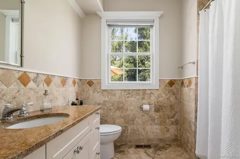 6 Cliff Place Armonk NY 10504