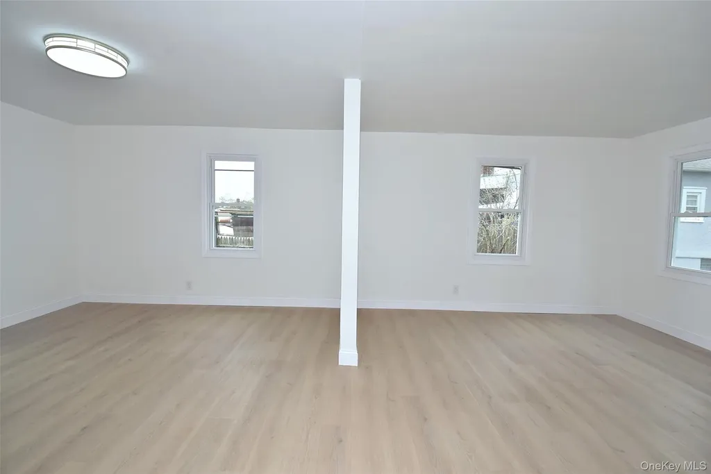 229 14th Street West Babylon NY 11704