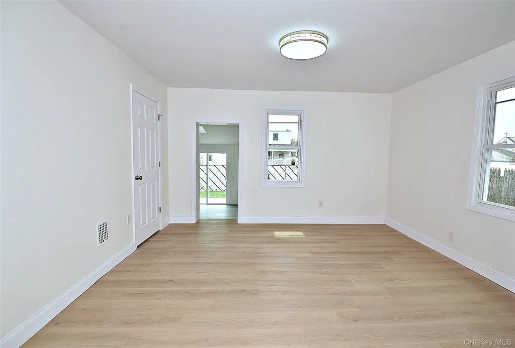 229 14th Street West Babylon NY 11704