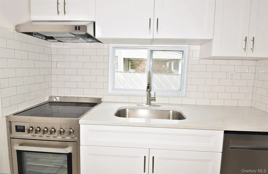 229 14th Street West Babylon NY 11704