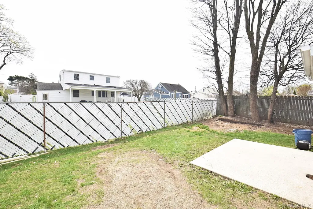 229 14th Street West Babylon NY 11704