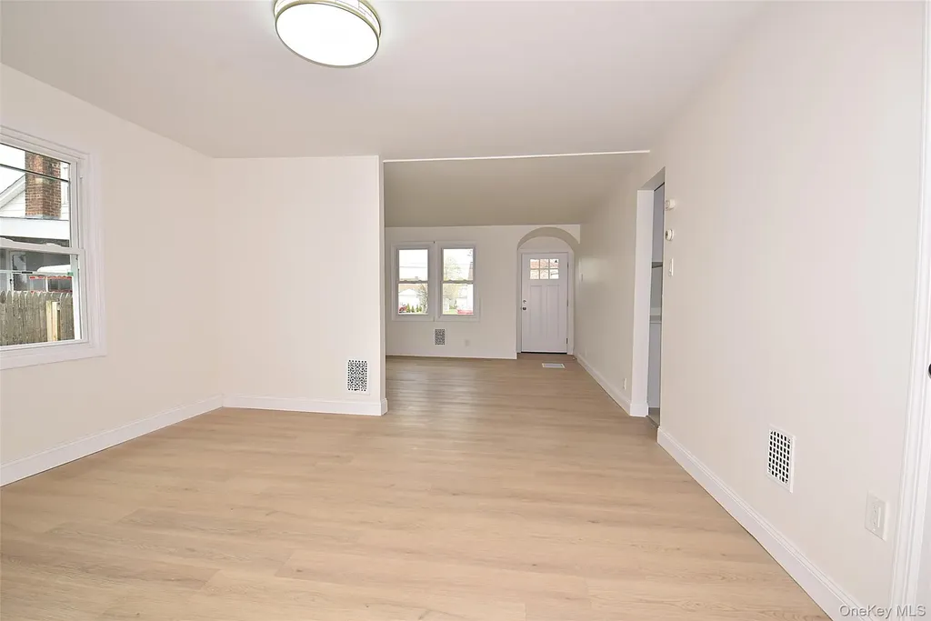 229 14th Street West Babylon NY 11704
