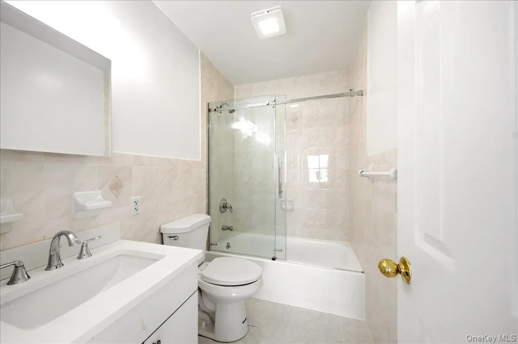 82 Morningside Avenue Yonkers NY 10703